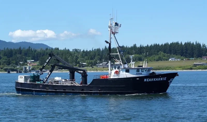 NEAHKAHNIE Fishing Vessel IMO 7813640 photo 3