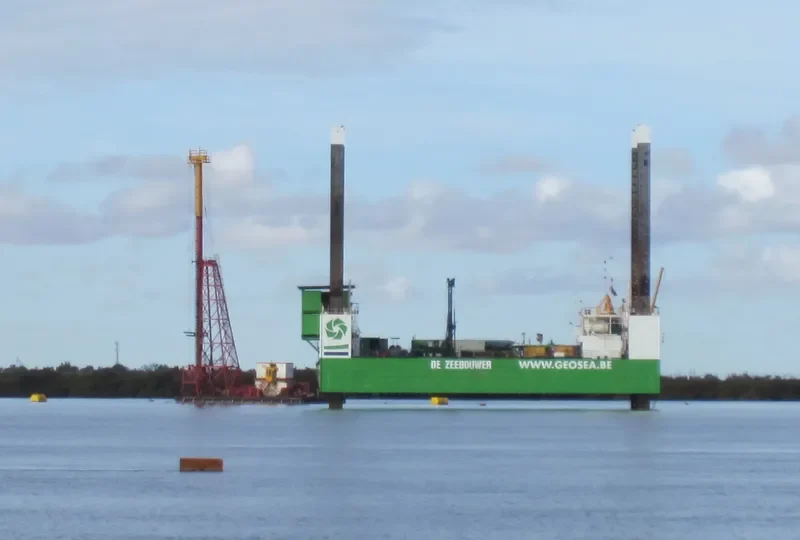DE ZEEBOUWER Multi-Purpose Vessel IMO 7813781
