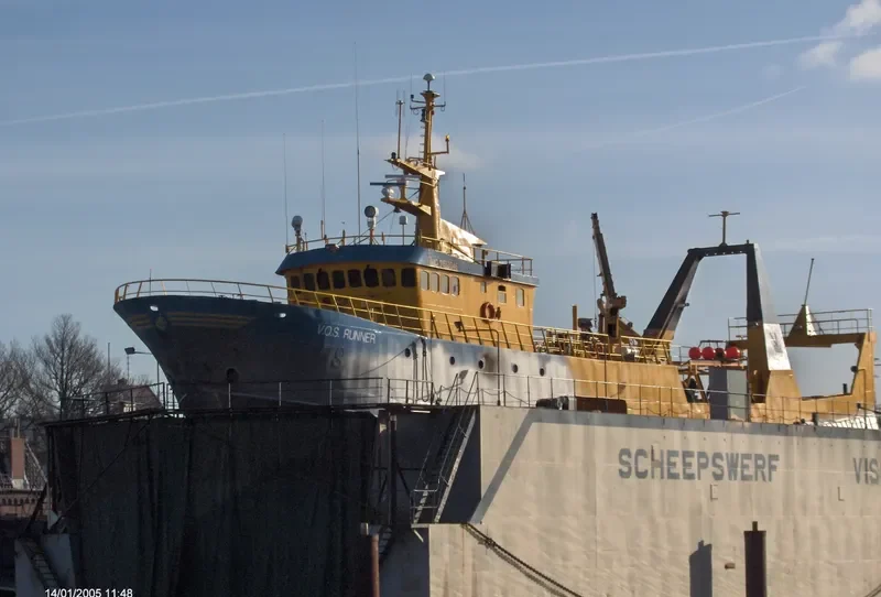 VOS RUNNER General Cargo IMO 7814278 photo 8