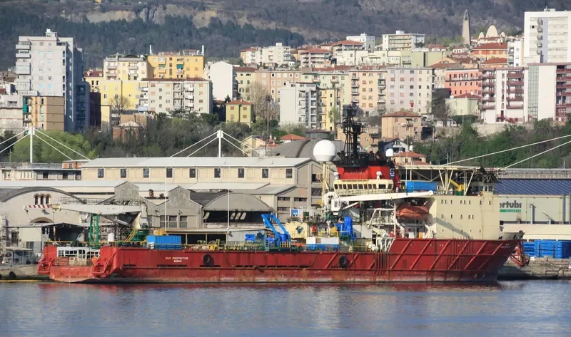 BAR PROTECTOR Offshore Vessel IMO 7814450