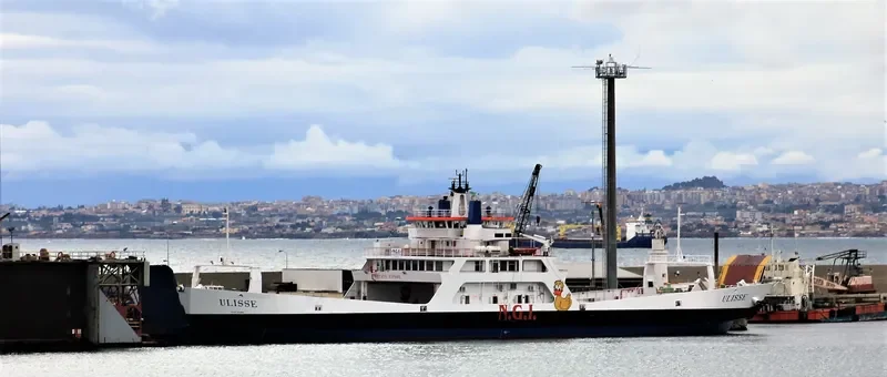 ULISSE Ro-Ro IMO 7817828 photo 4