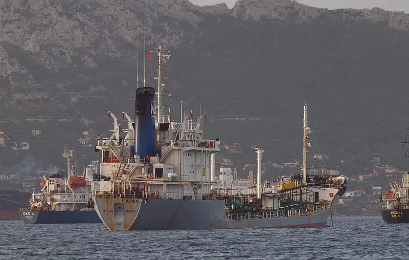 DOLPHIN Tanker IMO 7821532 photo 7