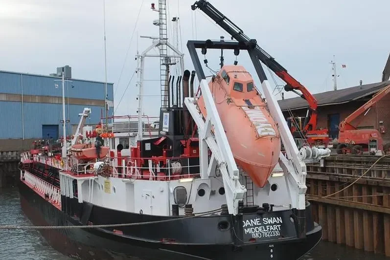 HOLY MARY Tanker IMO 7822330 photo 7