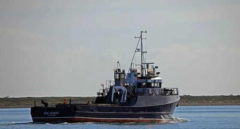 SAN HAURAKI Fishing Vessel IMO 7824120