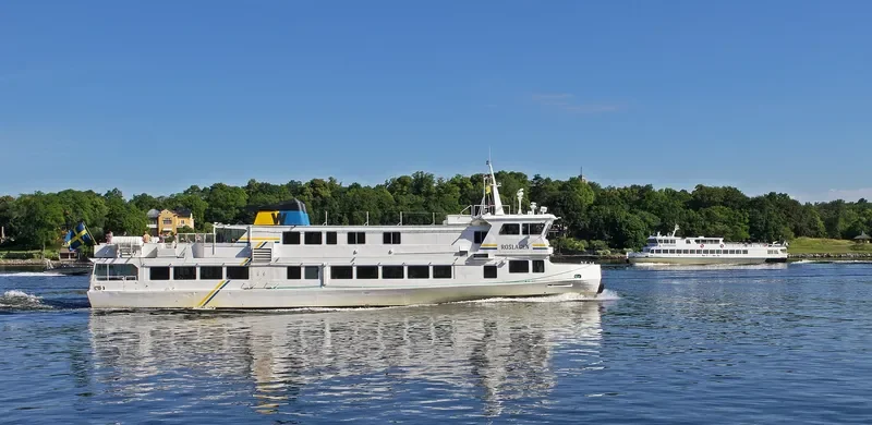 ROSLAGEN Passenger Ship IMO 7826805 photo 4
