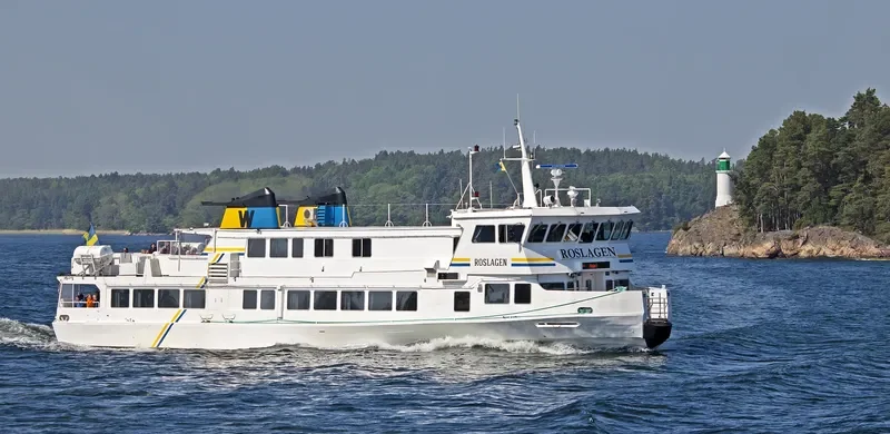 ROSLAGEN Passenger Ship IMO 7826805 photo 9