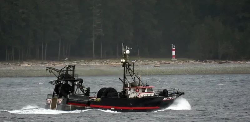 ARCTIC RAM Fishing Vessel IMO 7829120 photo 2
