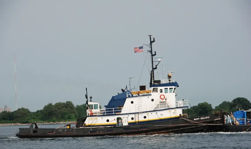 ALICE WINSLOW Tug Boat IMO 7829340 photo 6