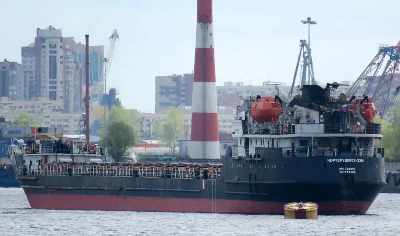 NEFTERUDOVOZ 33M General Cargo IMO 7830894 photo 3