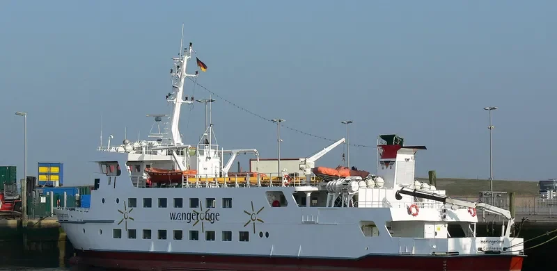 HARLINGERLAND Passenger Ship IMO 7904592 photo 4