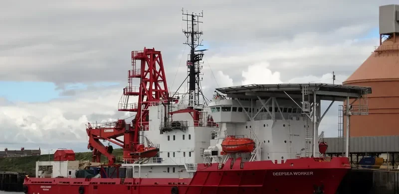 DEEPSEA WORKER Multi-Purpose Vessel IMO 7905285 photo 9