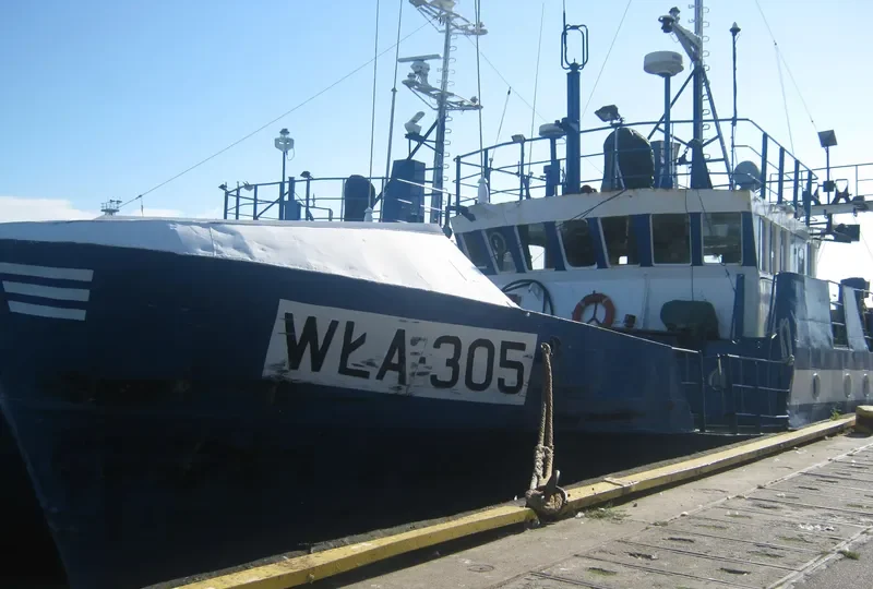 WLA 305 Fishing Vessel IMO 7905998 photo 2