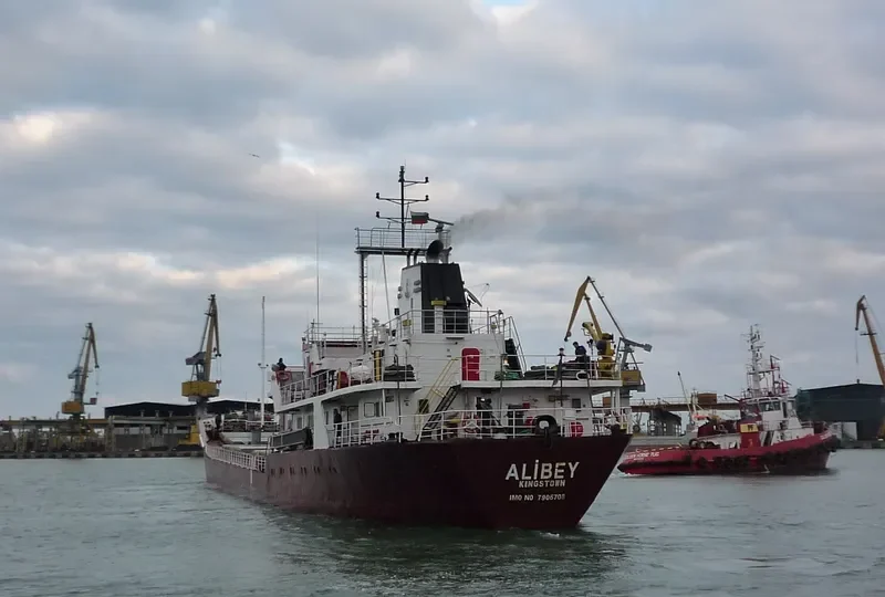 ALI BEY General Cargo Vessel IMO 7906708 photo 3