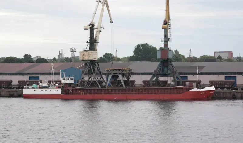 IRIS 1 General Cargo IMO 7910838 photo 7