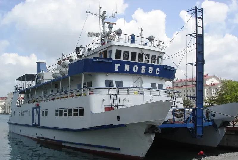 GLOBUS Passenger Ship IMO 7911296 photo 4