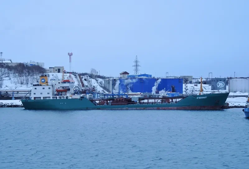 EGVEKINOT Tanker IMO 7912044