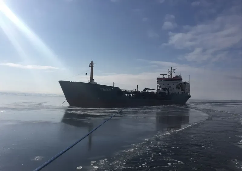 EGVEKINOT Tanker IMO 7912044 photo 7