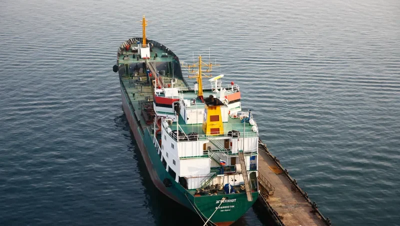 EGVEKINOT Tanker IMO 7912044 photo 9