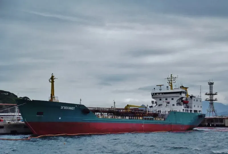 EGVEKINOT Tanker IMO 7912044 photo 10