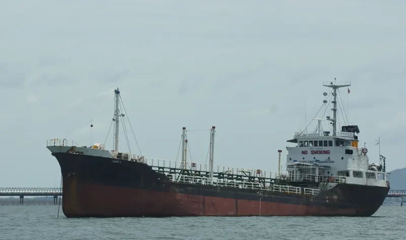 SILVER 9 Tanker IMO 7912484 photo 2