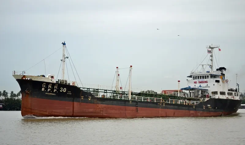 SILVER 9 Tanker IMO 7912484 photo 4