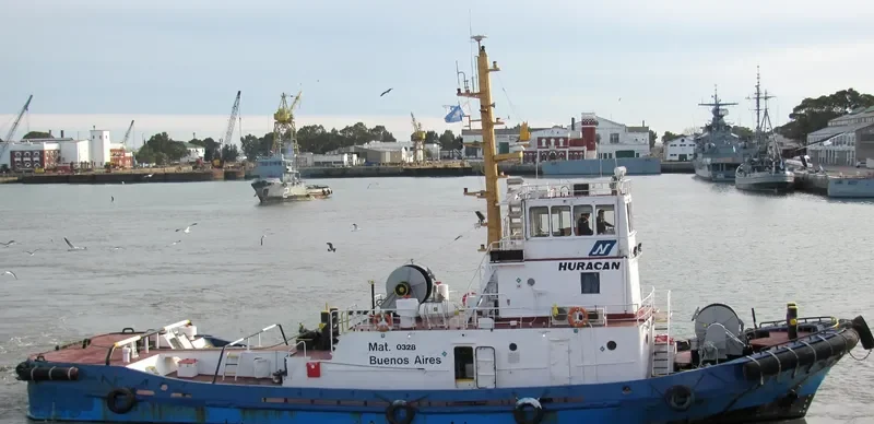 HURACAN Tug Boat IMO 7914808