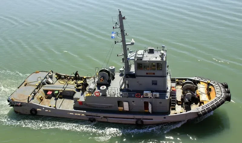 HURACAN Tug Boat IMO 7914808 photo 5