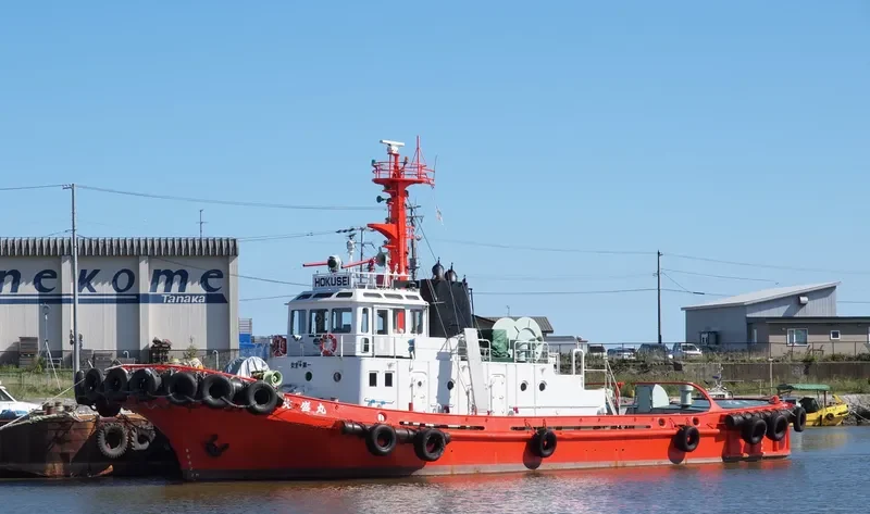 TUG 8 Tug Boat IMO 7916155