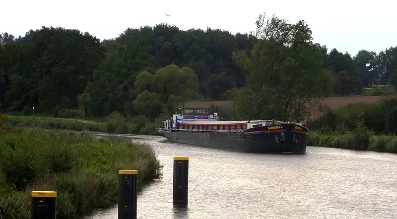 ADMIRAL General Cargo Vessel IMO 7916349 photo 4