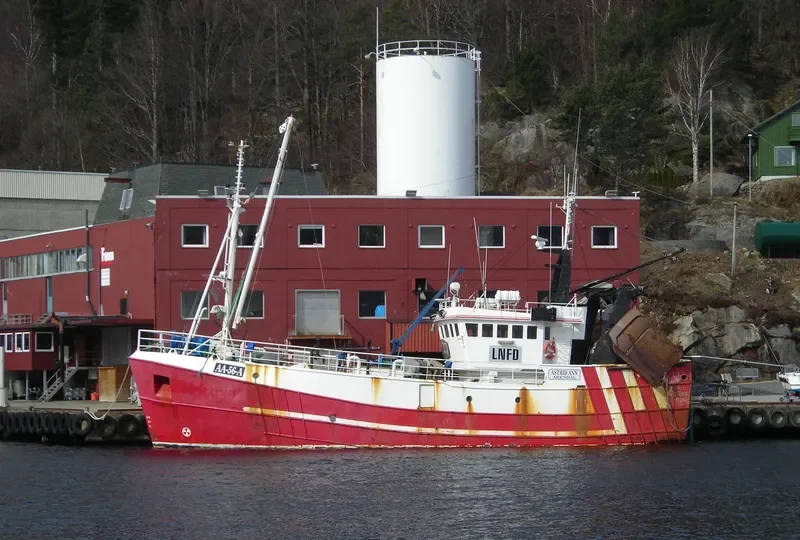 ASTRID ANN Fishing Vessel IMO 7918048 photo 5