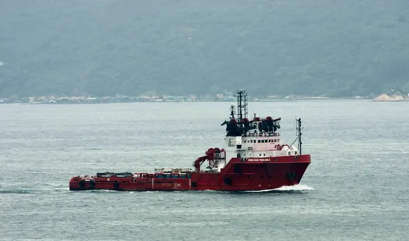 DONG FANG YONG SHI 3 Offshore Vessel IMO 7922312