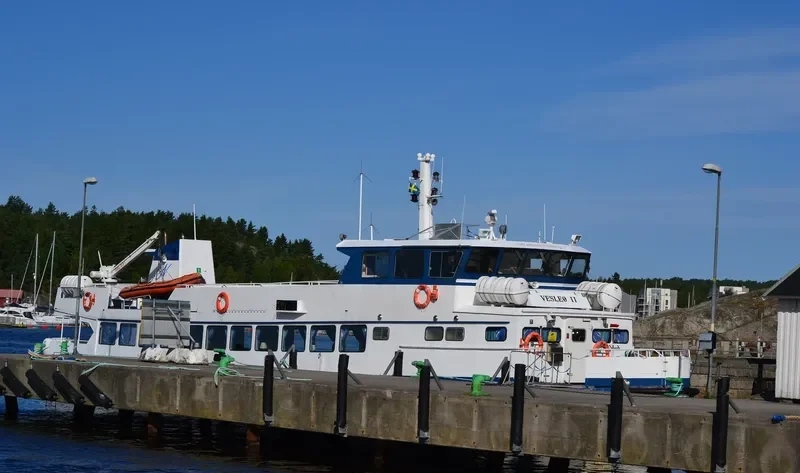 VESLEO II Passenger Ship IMO 7922867 photo 5