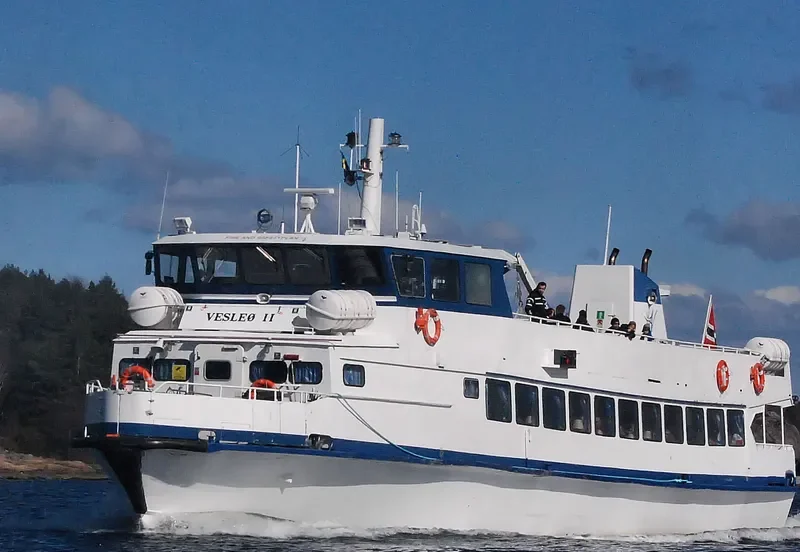 VESLEO II Passenger Ship IMO 7922867 photo 10
