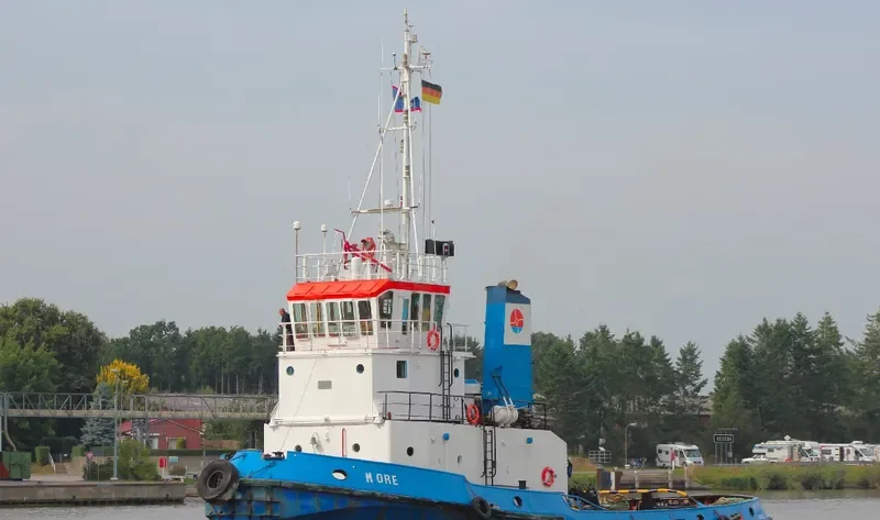MORE Tug Boat IMO 7924243 photo 6