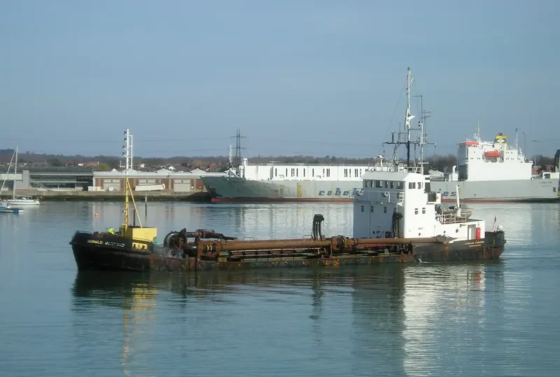 DONALD REDFORD Dredger IMO 7924281