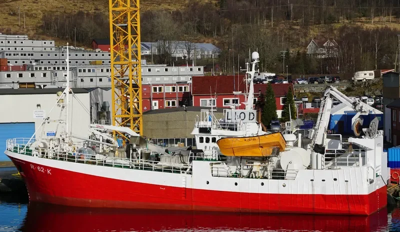 BON VOYAGE General Cargo IMO 7925156 photo 3