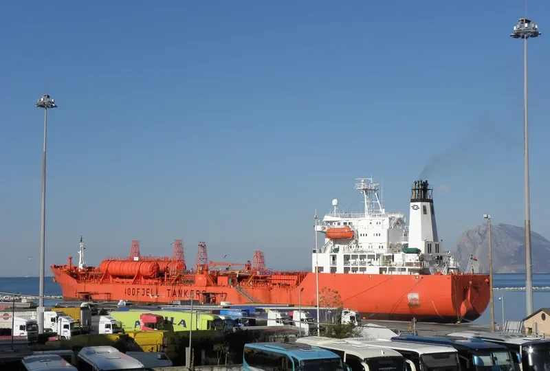 PIONEER Tanker IMO 7926289
