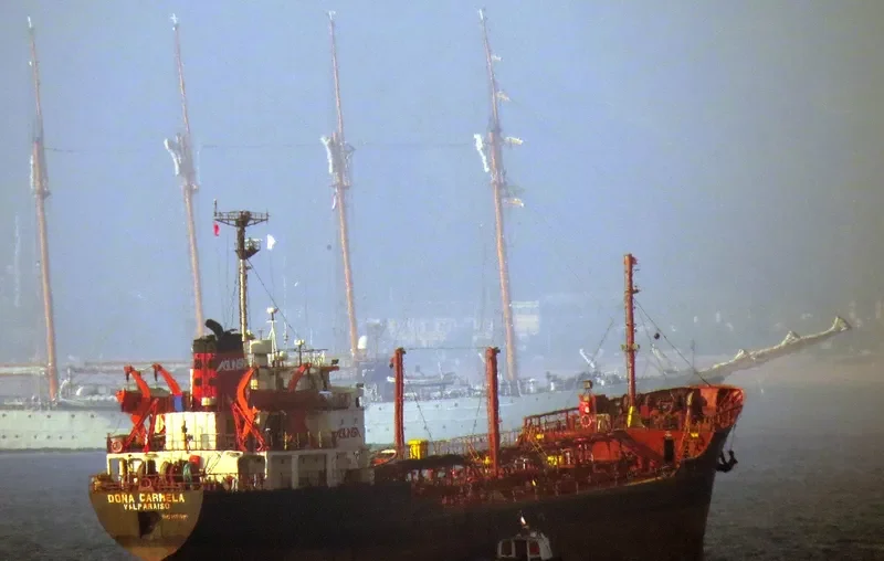DONA CARMELA Tanker IMO 7927520