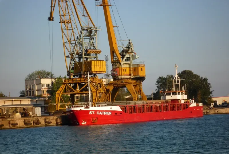 ST.CATRIEN General Cargo IMO 7928770 photo 4