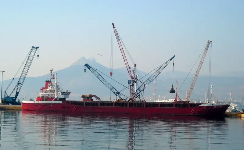 ST.CATRIEN General Cargo IMO 7928770 photo 6