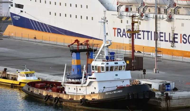 REFOLA SECONDO Tug Boat IMO 7929085