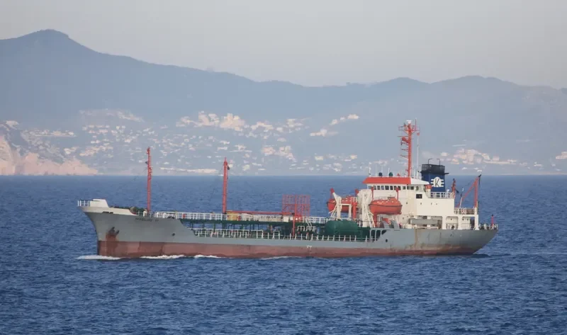 SEA ROSE Tanker IMO 7930498 photo 4