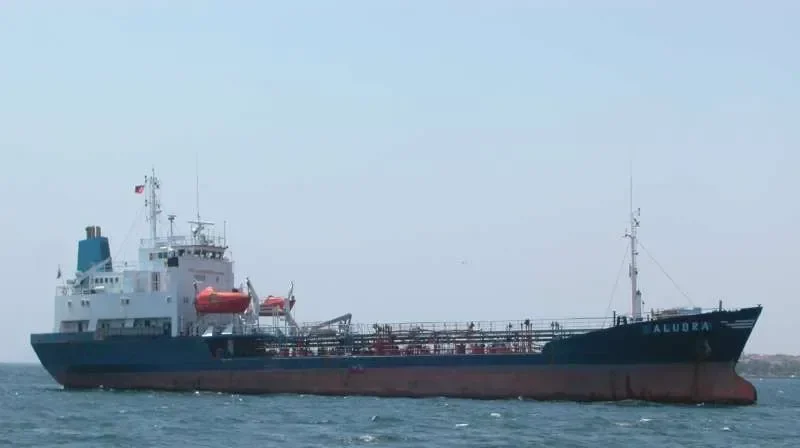 LADY SARAH Tanker IMO 7931131 photo 3