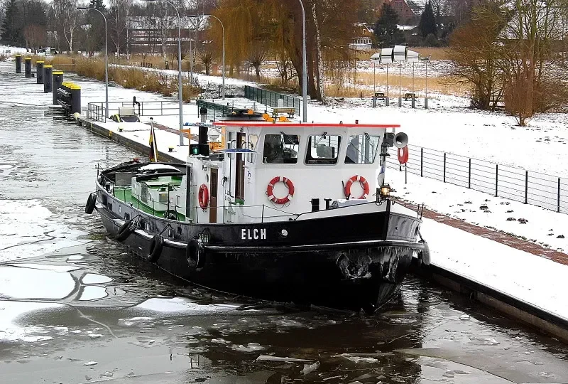 ENJOY IT Tug Boat IMO 7931961 photo 4