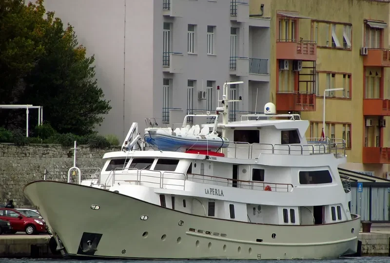 LA PERLA Passenger Ship IMO 7936806 photo 6
