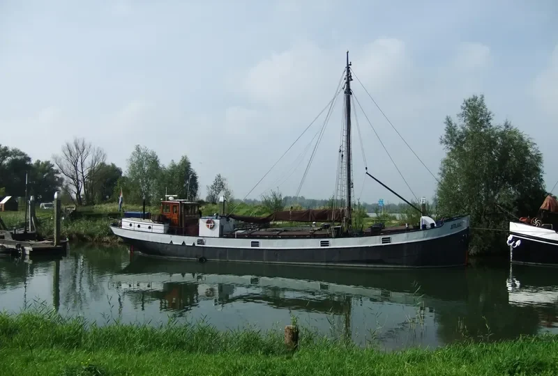 JUTLAND Passenger Ship IMO 7939626 photo 8