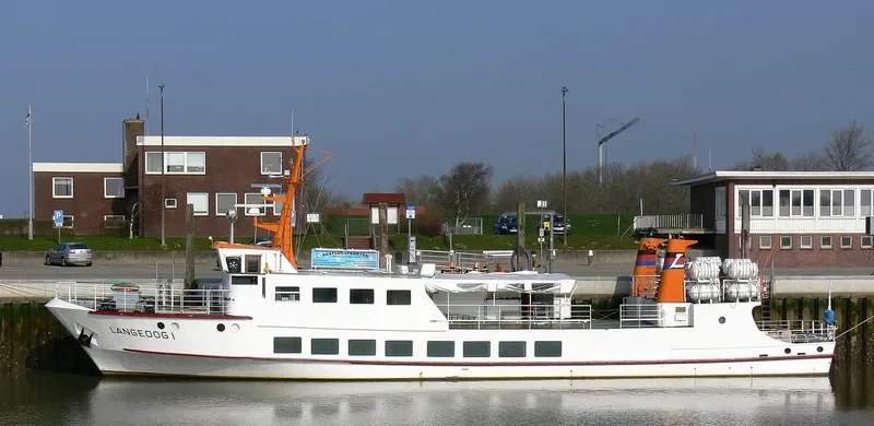 LANGEOOG I Passenger Ship IMO 7939705 photo 4