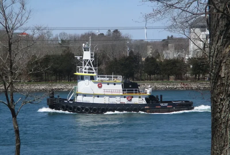 FORT POINT Tug Boat IMO 7941007 photo 3