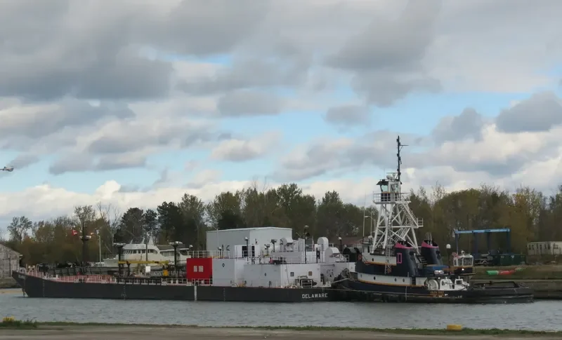CALUSA COAST Tug Boat IMO 7942295 photo 5