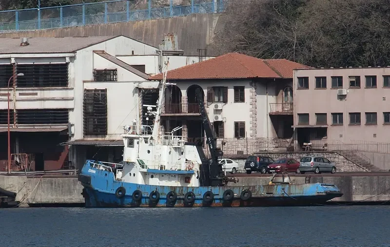 ZORNIK Tug Boat IMO 7945261